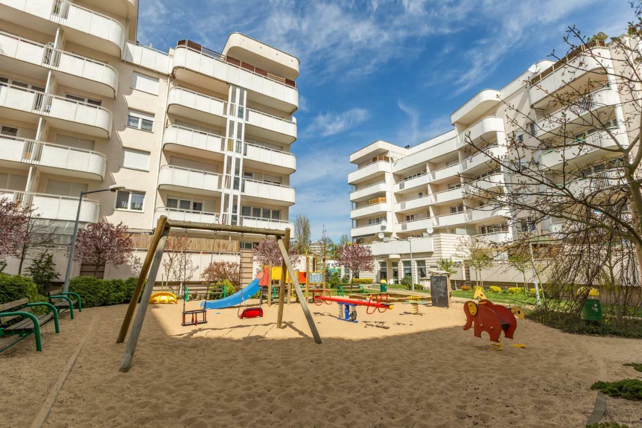 Apartament Tarasy Sobieskiego Torun Exterior photo